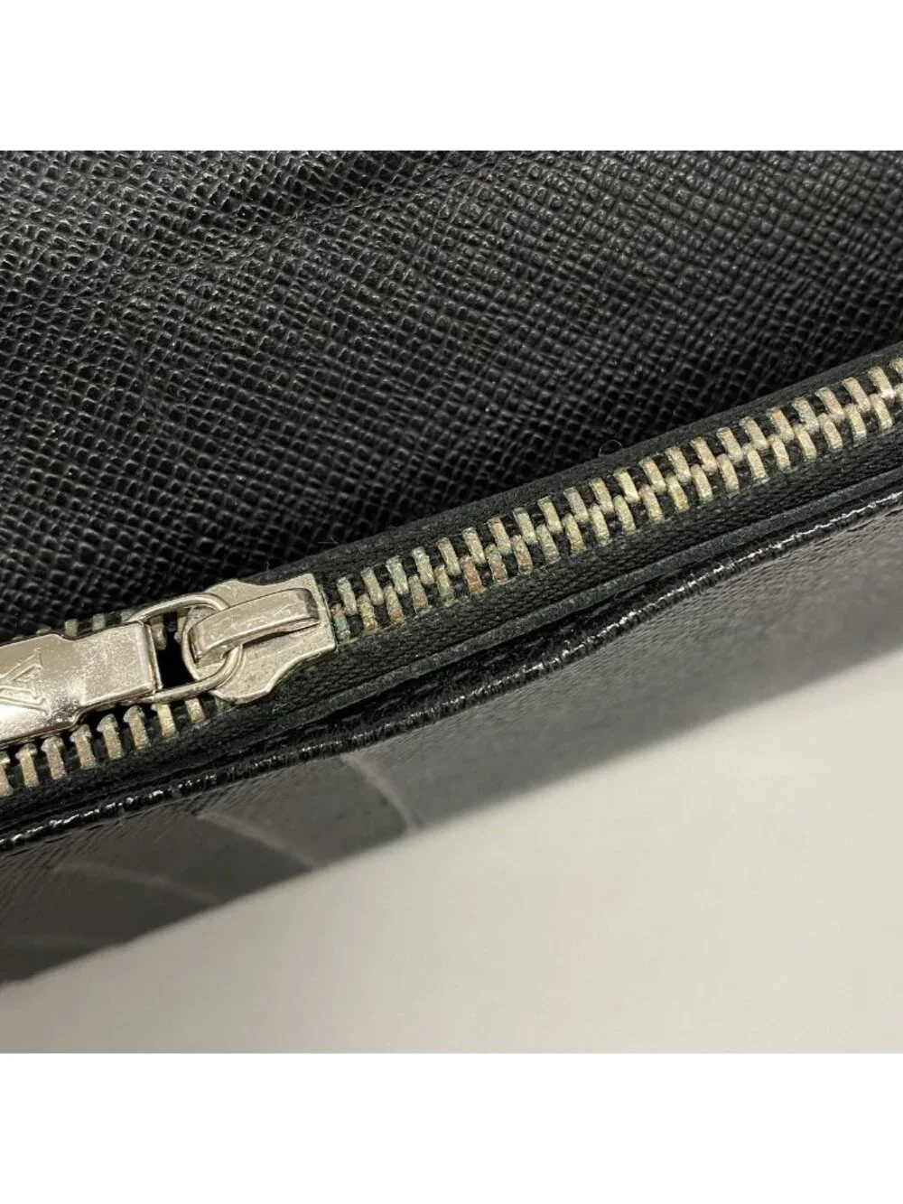 Louis Vuitton Wallet Damier Graphite Portefeuille Brazza Black